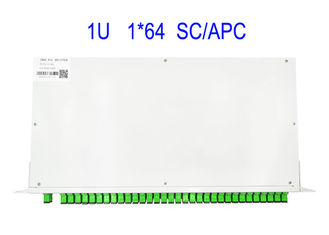 1यू रैक माउंट 1 × 64 एसएम फाइबर ऑप्टिक पीएलसी स्प्लिटर एससी / एपीसी बॉक्स 19 इंच सफेद